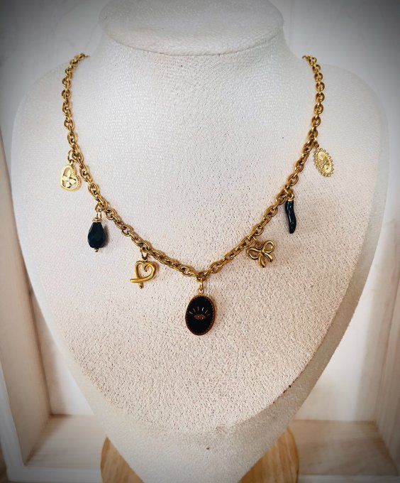 Collier Cassandra